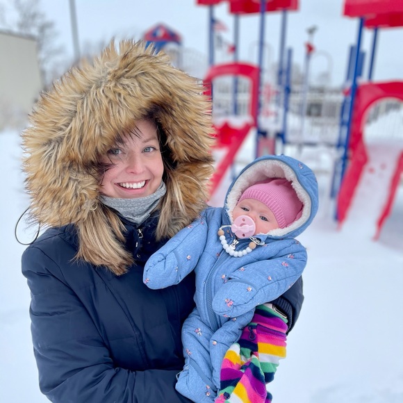 Meet your Posher, Andrea - Picture 2 of 3